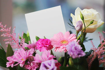 Seasonal Boutonnieres: How to Select the Best Flowers for Every Time of Year