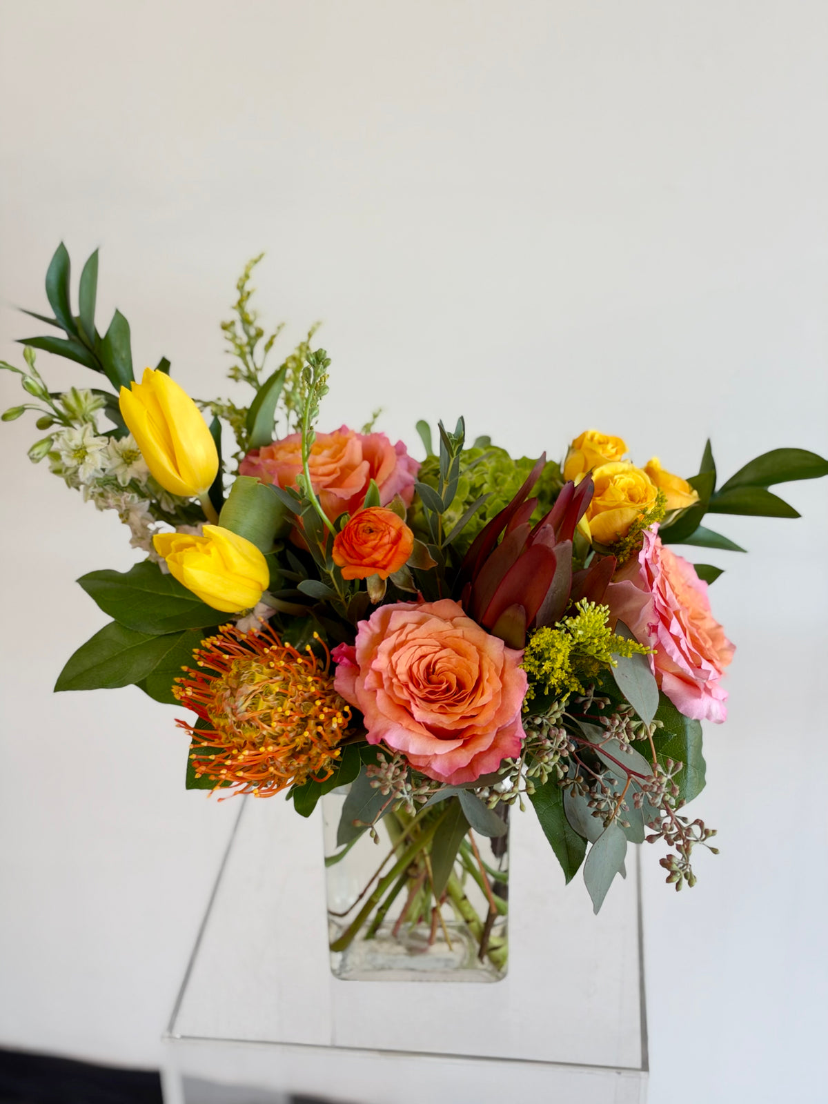 Designer choice in Rectangular vase Sunset Palette