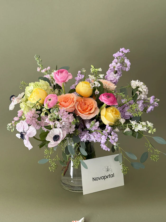 Designer’s Choice Seasonal Spring Flower Arrangement – Premium Fresh Spring Florals