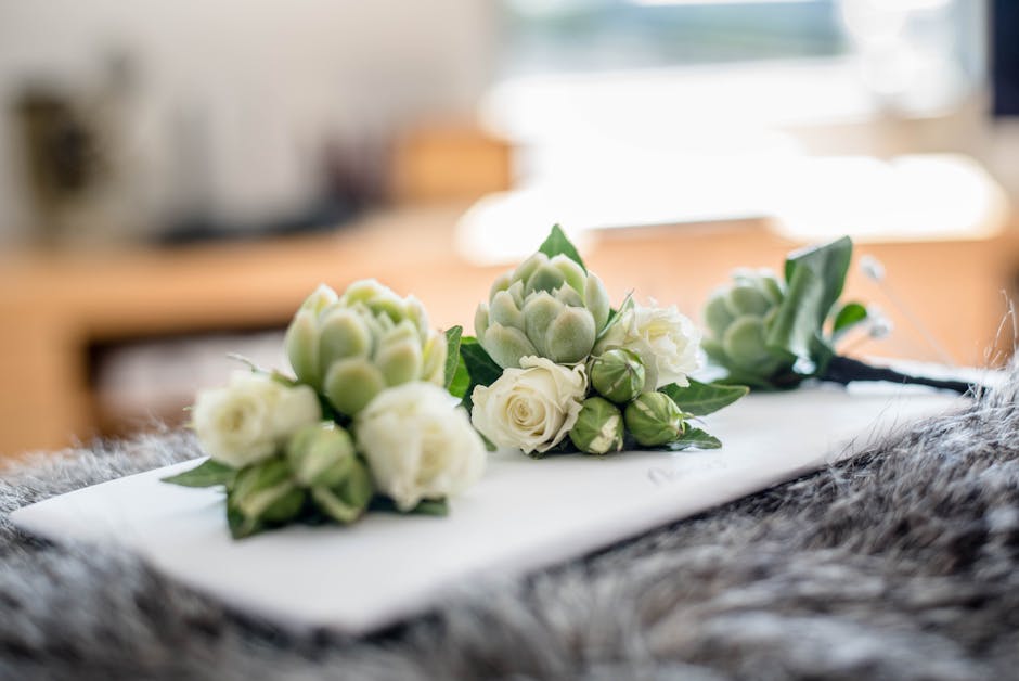 The Art of Floral Accessories: Boutonnieres That Stand Out in Arcadia