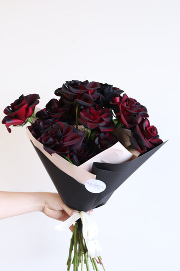 Black rose bouquet