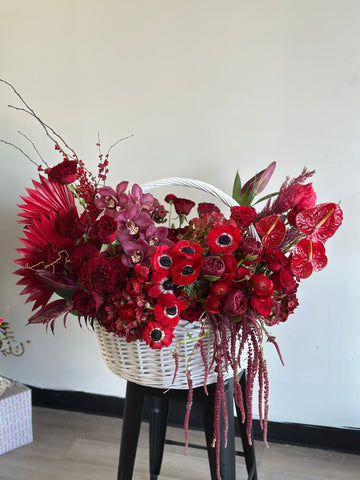 Passion bloom basket