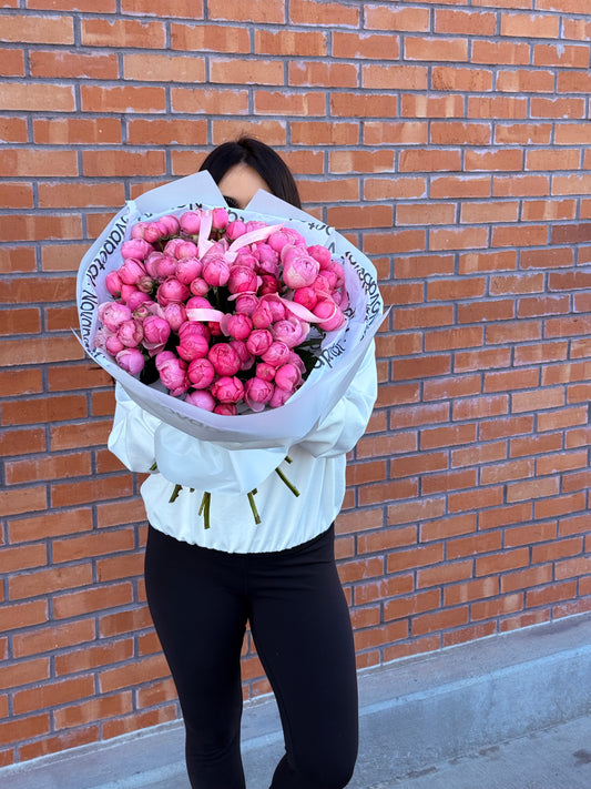 Silva Pink Garden Rose Bouquet