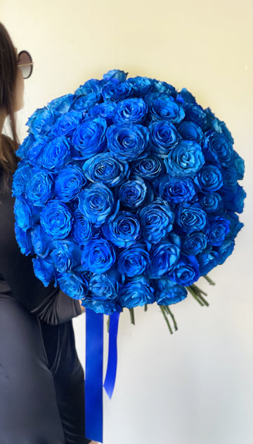 Mystical Blue Rose Bouquet with vase