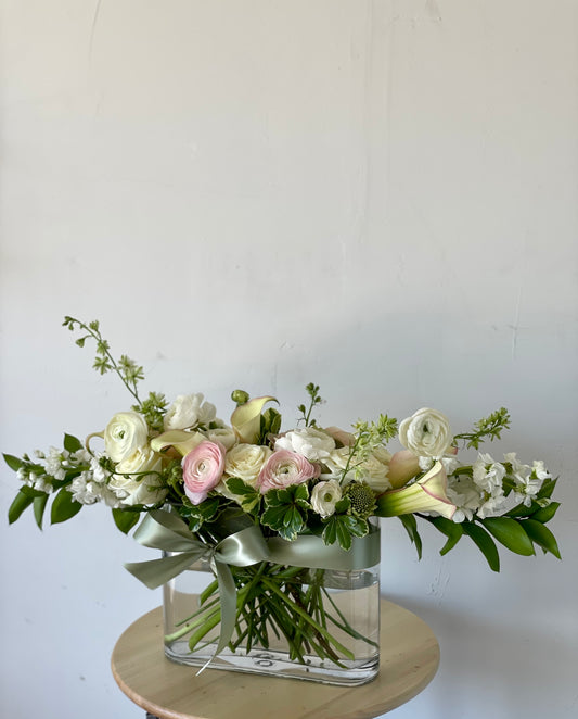 Designer choice in Rectangular and Oval  Vase blush/peach Pallet